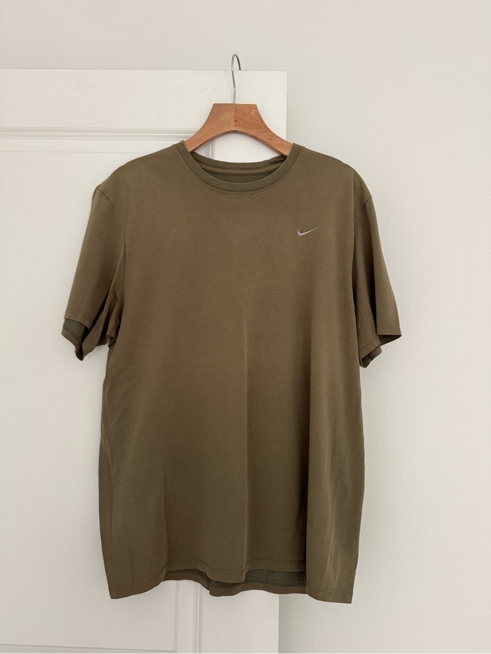 Nike Men's Olive Green Athletic crewneck T-Shirt top size XL
